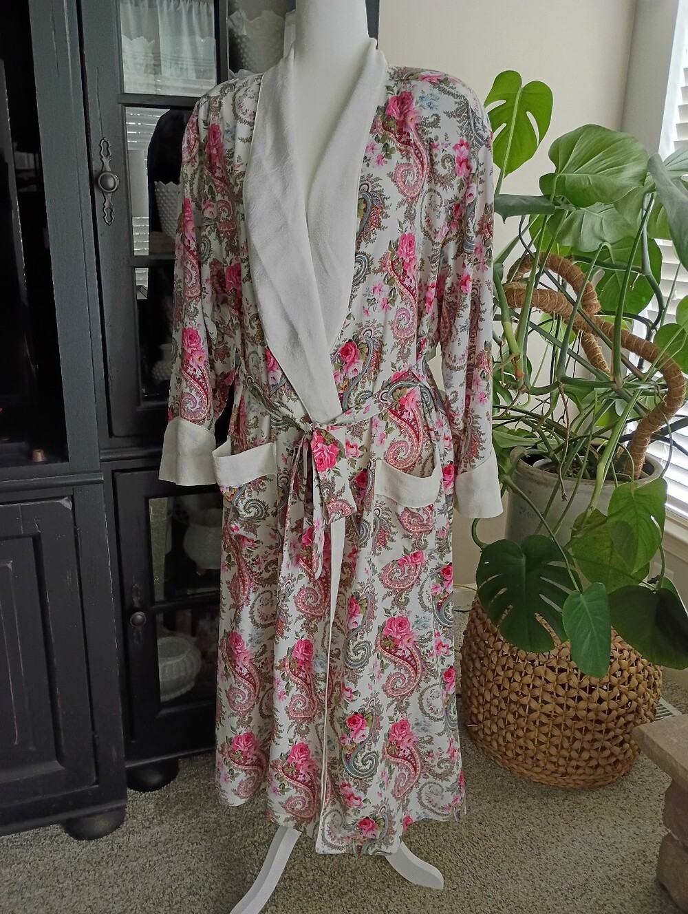 Vintage Victoria's Secret Gold Label Floral Paisley Long Robe Size Medium